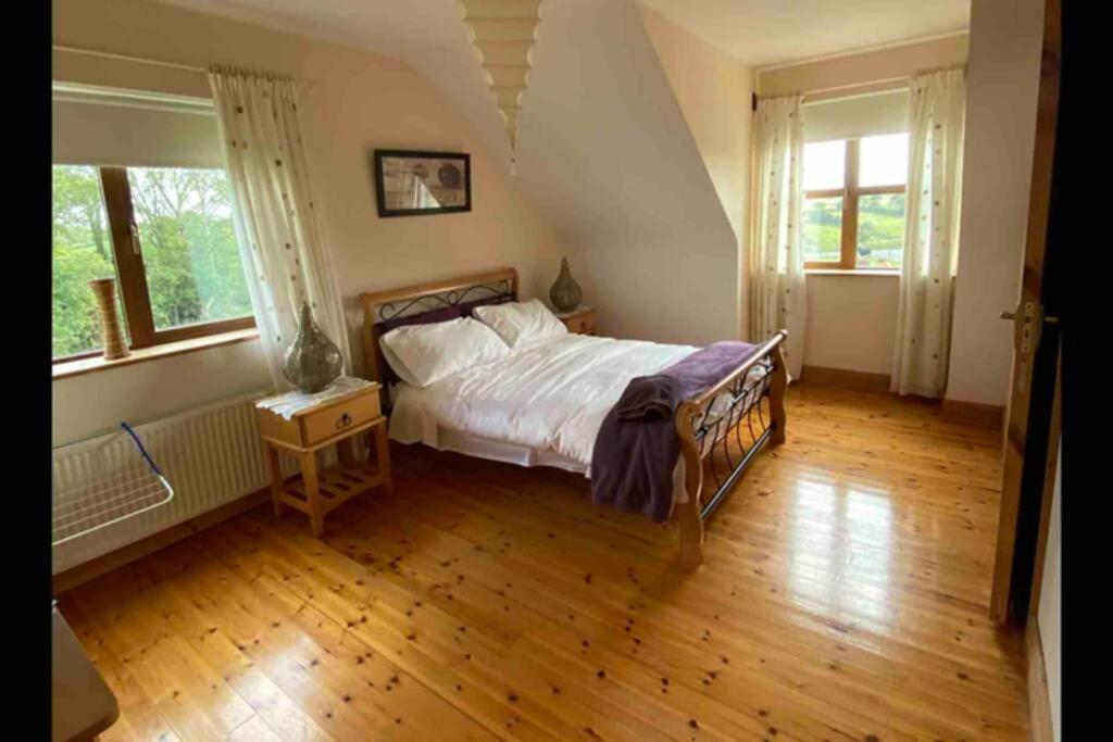 Annies Meadow. Villa Knock  Luaran gambar